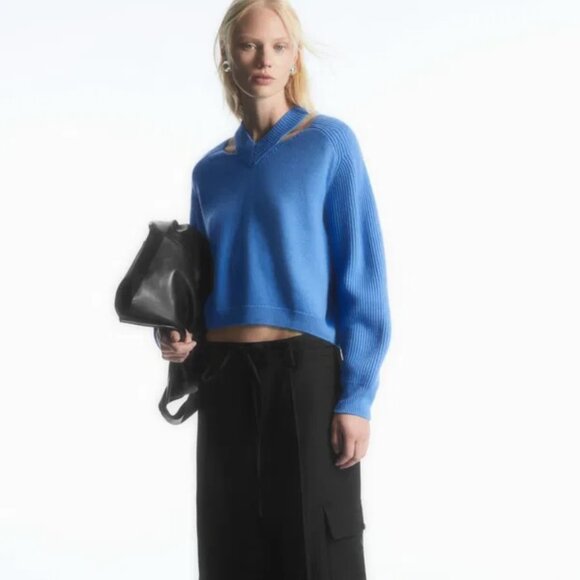 COS Blue V-Neck Sweater - Picture 5 of 6